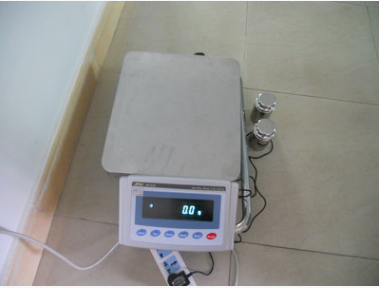 A&D日产AND GP-60K 精密工业天平 内校